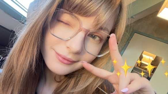 救你出火坑!《生化危机4:重制版》碍事梨脸模美照!