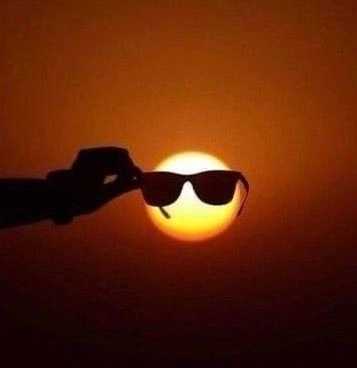 不再相信爱情的出租车师傅 囧图 不准吐车里听到没