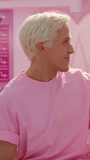 电影《芭比》首曝正片片段:没有一秒不是粉色!