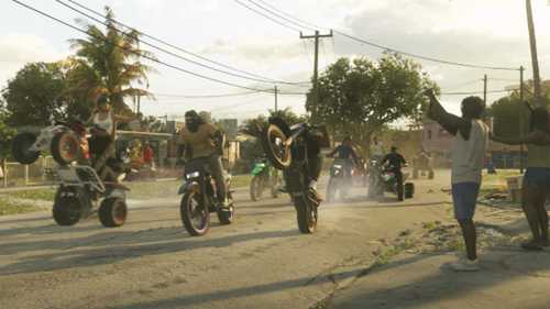 《GTA6》预告高清图赏:欢迎来到美丽的罪城!