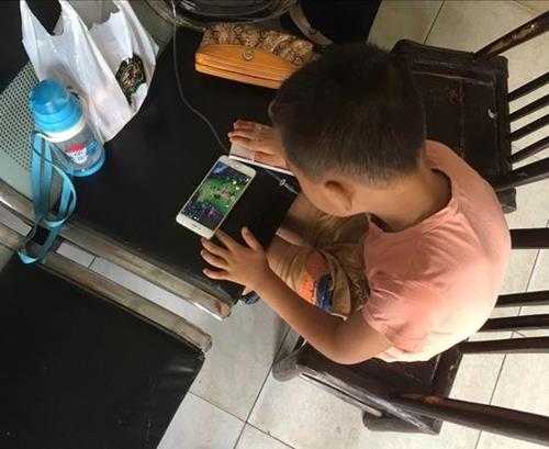 未成年人网游行为调查:大部分对游戏充值持谨慎态度